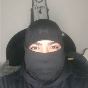 Meet your Posher, Emmanuel